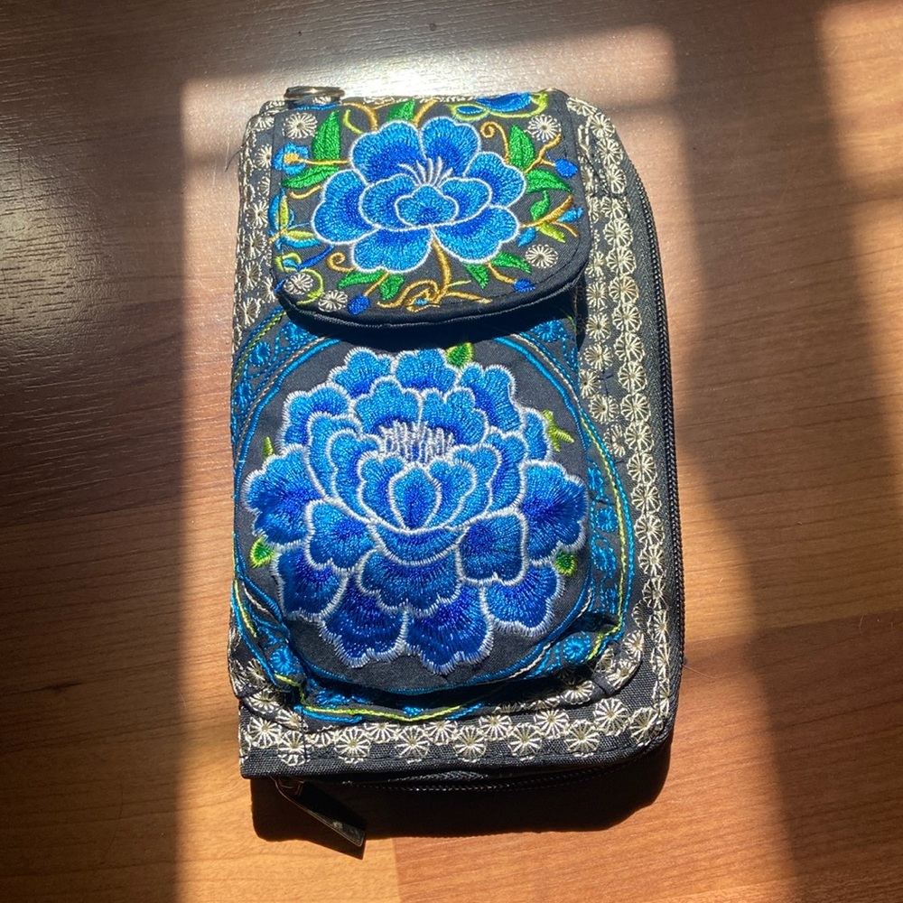 Floral embroidered purse